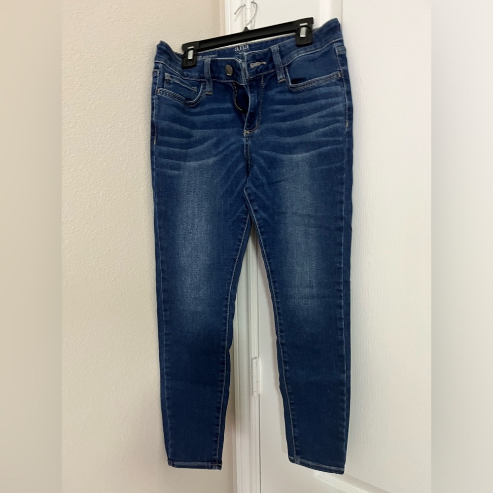 Jegging fit jeans